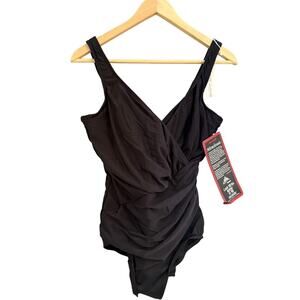 Miraclesuit Black Oceanus One-Piece Swimsuit DD-Cup Size 14DD (EUR 44 / UK 16)